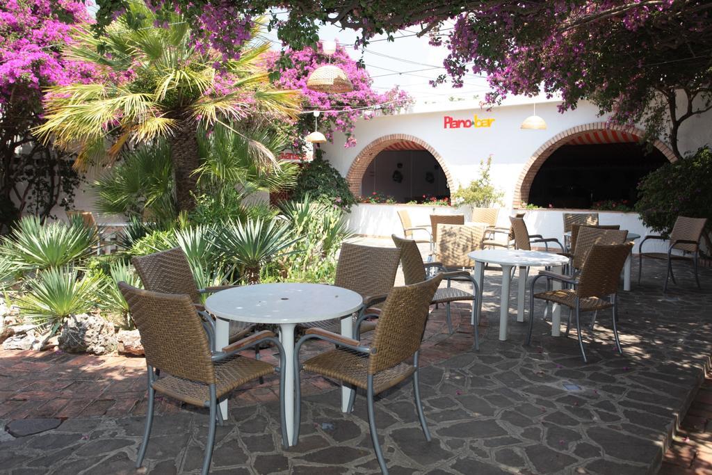 Black Marlin Club Hotel Camerota Exterior foto